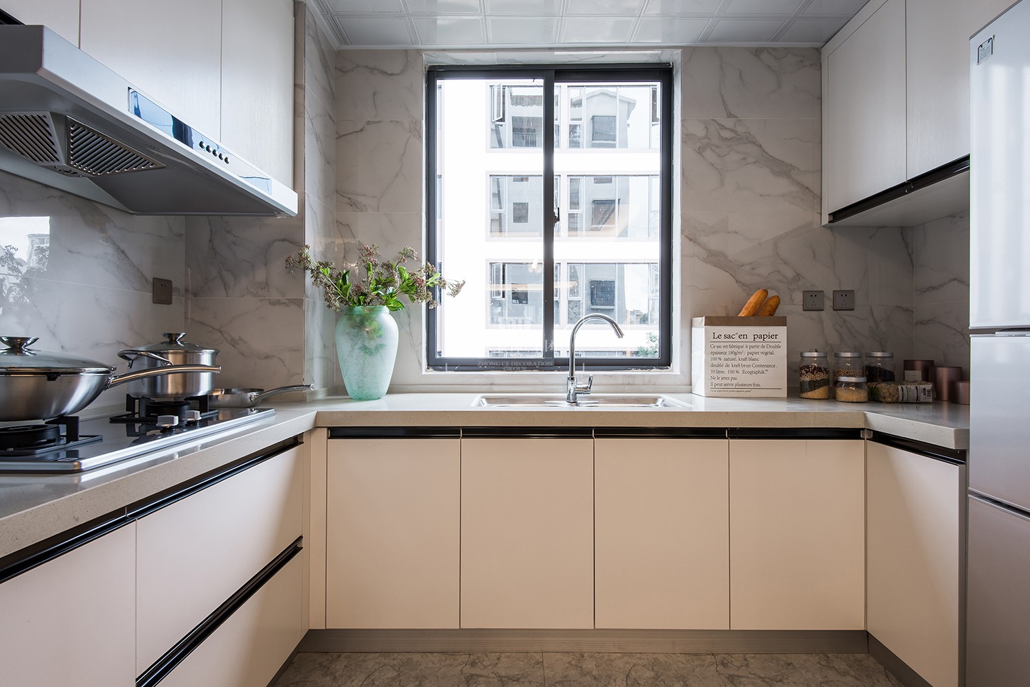 02 林飞-航空艺术港1-胡 (49).jpg